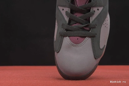 JORDAN BORDEAUX RETRO 6 AIR 1109